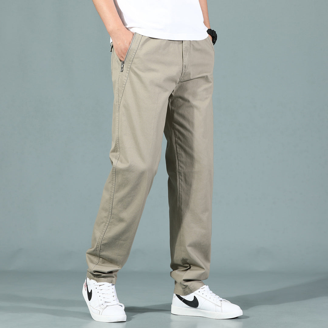 Herren Locker geschnittene Chinohose mit seitlicher Reißverschlusstasche und elastischem Beinabschluss Nord Taschen