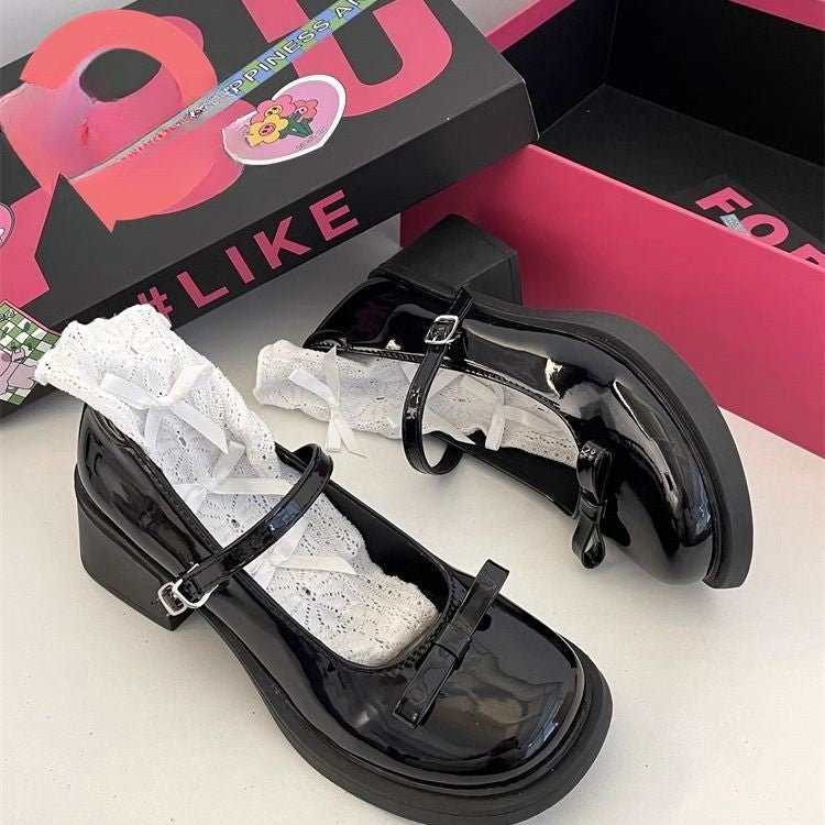 Damen Modische Mary Jane Pumps mit auffälliger Schnalle und bequemem Absatz