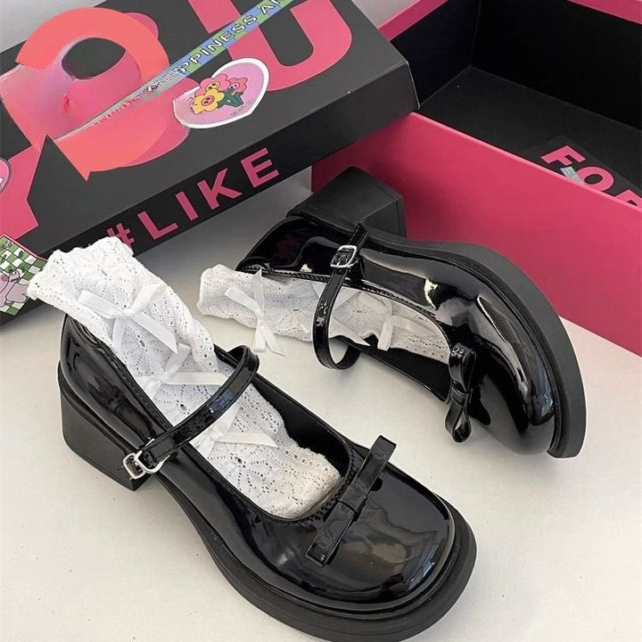 Damen Modische Mary Jane Pumps mit auffälliger Schnalle und bequemem Absatz