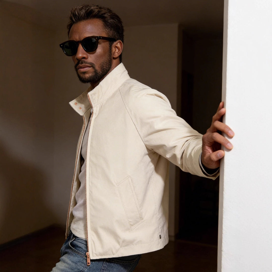 Herren Kurzjacke im Blousonstil mit Cordkragen und Metallreißverschluss Nord Taschen