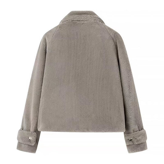 Damen Kurz geschnittene Teddy‑Fleecejacke mit Hemdkragen, verdeckter Knopfleiste und Eingrifftaschen Nord Taschen