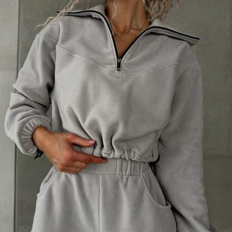 Damen Fleece-Cropped-Sweatshirt mit halbem Reißverschluss und Tunnelzug Nord Taschen