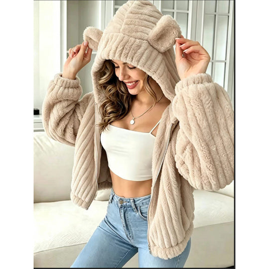 Damen Kuschelige Teddy-Kapuzenjacke mit Plüschstruktur und Kapuzenohren Nord Taschen