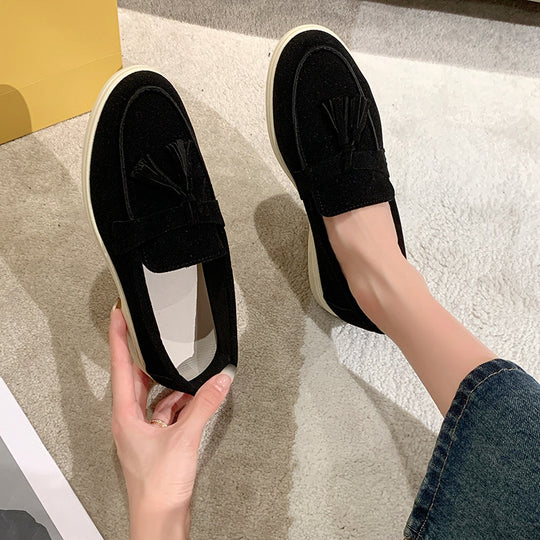 Damen Slipper mit Quasten aus Veloursleder und rutschfester Gummisohle Nord Taschen