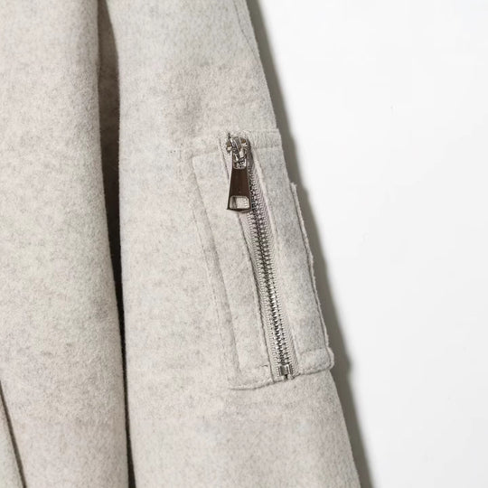 Damen Oversized Boxy-Bomberjacke aus weichem Sweat mit Reißverschluss und Ärmeltasche Nord Taschen