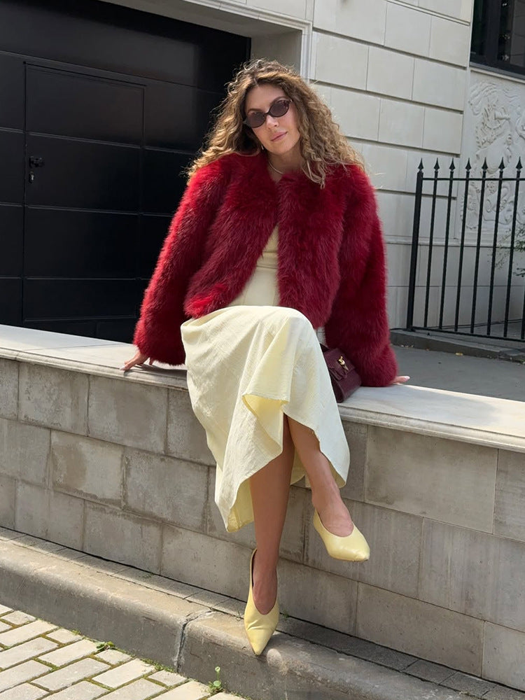 Damen Kurzjacke aus luxuriösem Faux-Fur mit Shaggy-Optik und kastiger Silhouette Nord Taschen