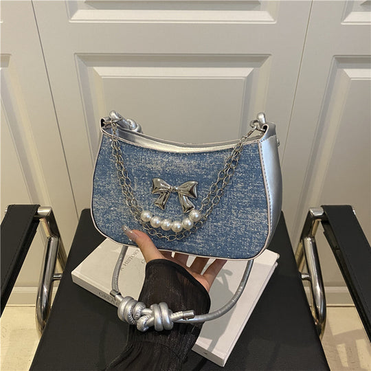 Damen Umhängetasche mit eleganter Perlenverzierung und schimmerndem Kettenakzent Nord Taschen