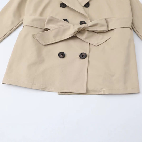 Damen Kurzer Taillierter Trench‑Blouson mit Kapuzenkragen, Schleifenbindegürtel und Raglanärmeln Nord Taschen