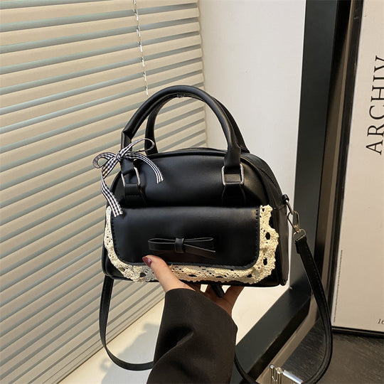 Damen Mini-Handtasche mit verspieltem Schleifenakzent und floralen Details Nord Taschen