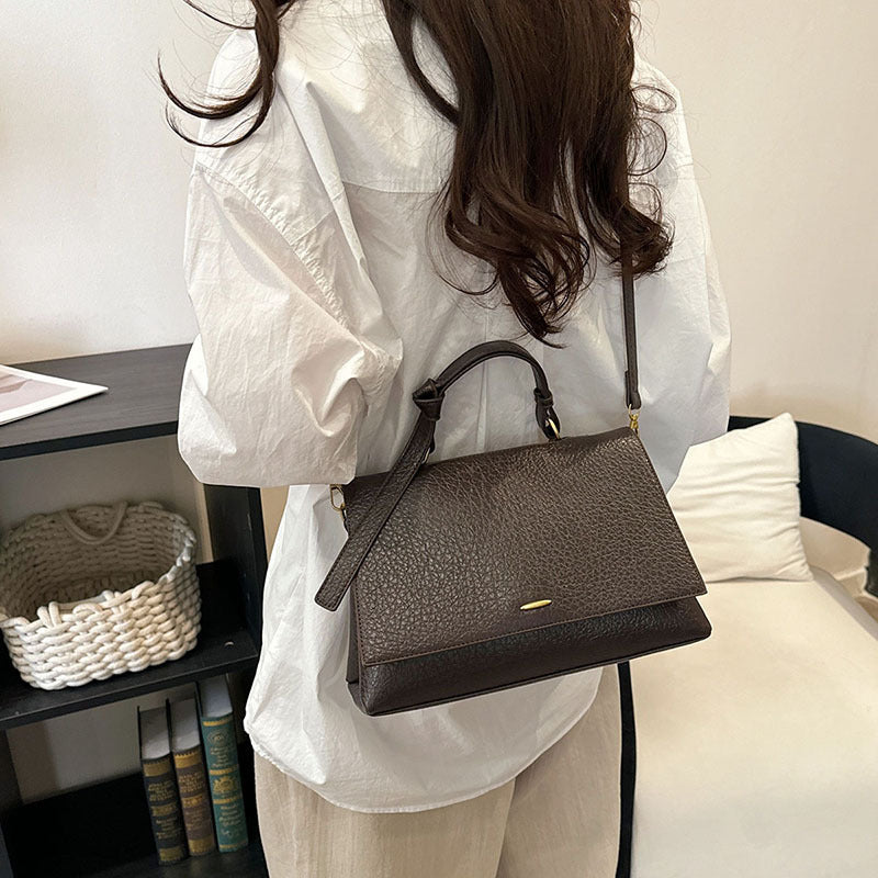 Damen hochwertige Handtasche mit elegantem Klappverschluss Nord Taschen