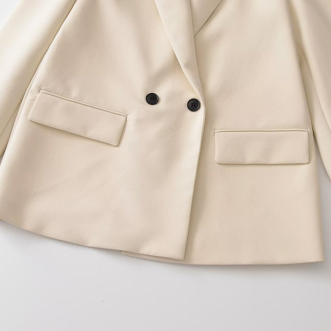 Damen Doppelreihiger Longblazer mit Reverskragen, tailliertem Schnitt und Pattentaschen Nord Taschen
