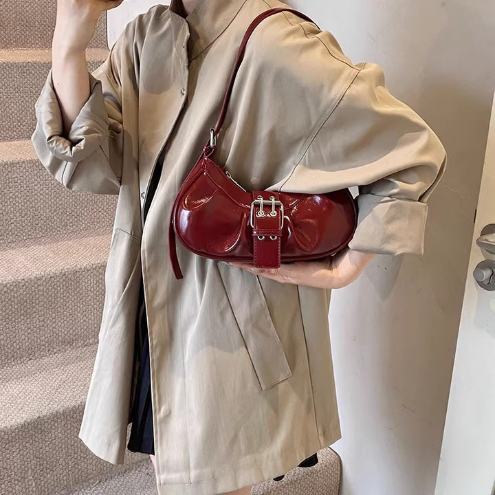 Damen Hobo-Tasche mit modischem Faltendesign und elegantem Kettenverschluss Nord Taschen