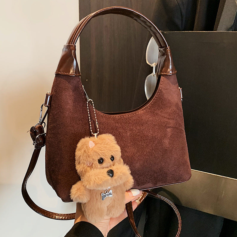 Damen Kuschel Tasche mit abnehmbarem Plüsch Anhänger Nord Taschen