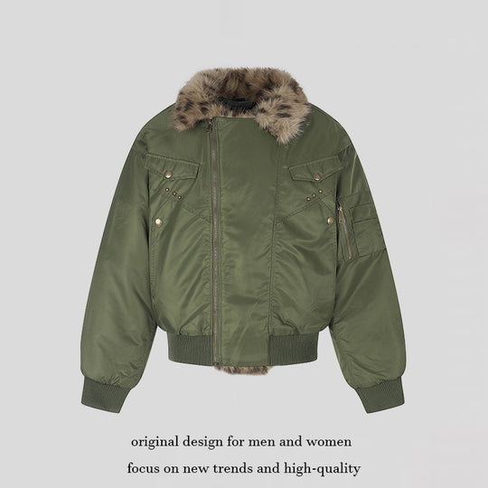 Damen wattierte Bomberjacke mit Kunstpelzkragen und Utility‑Details Nord Taschen