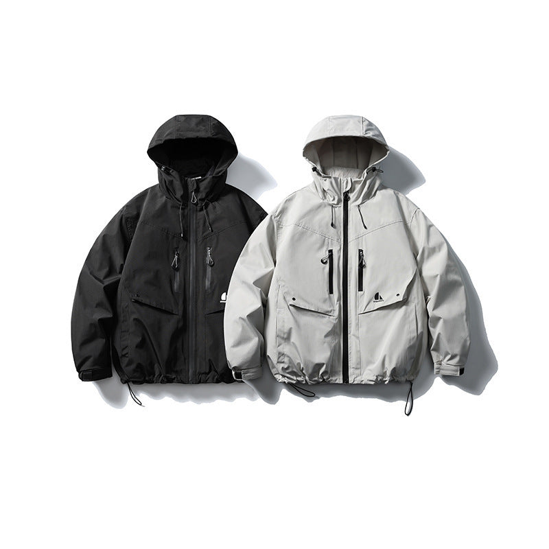 Unisex Wasserdichte technische Kapuzenjacke mit Mehrfach‑Taschen und verstellbarem Saum Nord Taschen
