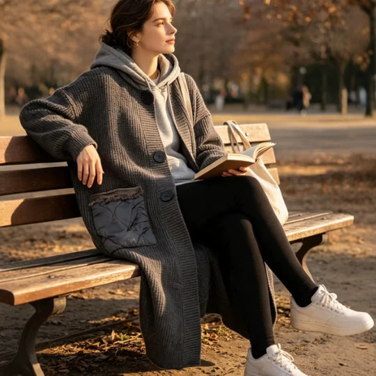 Damen Langer Grobstrick‑Mantel mit Kapuze, Rippbündchen & aufgesetzten Taschen Nord Taschen