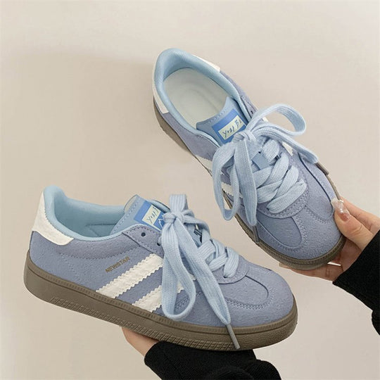 Damen Sportliche Sneakers mit reflektierenden Elementen und atmungsaktiver Oberflächenstruktur