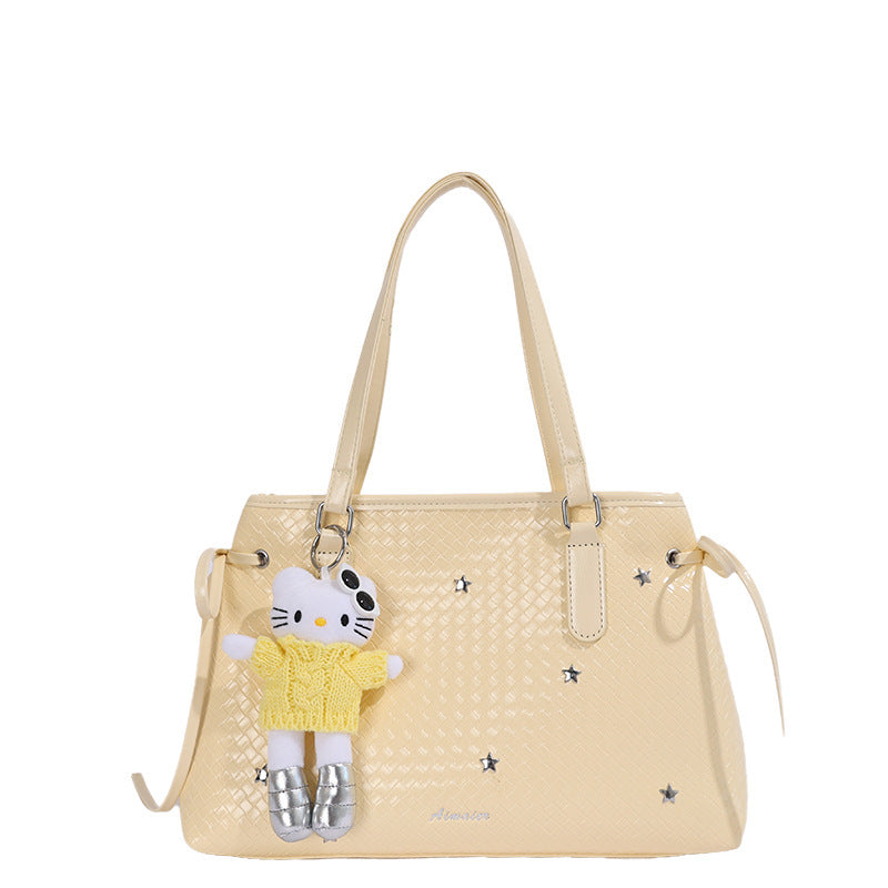 Damen Designer Handtasche mit verspieltem Anhänger und strukturiertem Obermaterial Nord Taschen