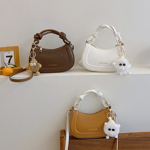Damen elegante Hobo-Handtasche mit verspieltem Anhänger Nord Taschen