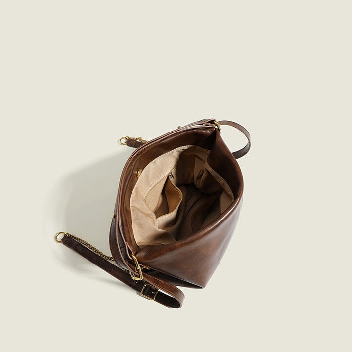 Damen Hobo-Tasche aus geschmeidigem Kunstleder mit elegantem Faltendesign Nord Taschen