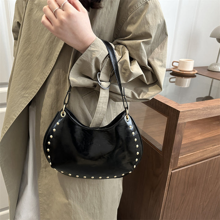 Damen elegante Schultertasche mit goldenen Nieten Nord Taschen