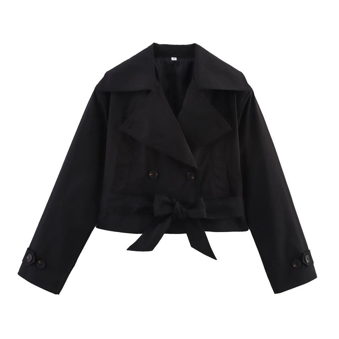 Damen Cropped Trenchjacke mit breitem Revers, Taillengürtel und Doppelknopfreihe Nord Taschen