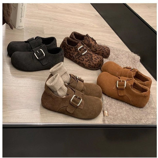 Damen Gefütterte Veloursleder-Mary‑Jane‑Hausschuhe mit verstellbarer Metallschnalle Nord Taschen