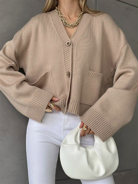 Strickjacke Damen lässig mit Knopfverschluss und großen Taschen