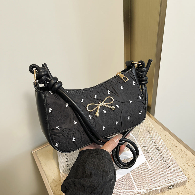 Damen Handtasche mit verspieltem Detail Nord Taschen