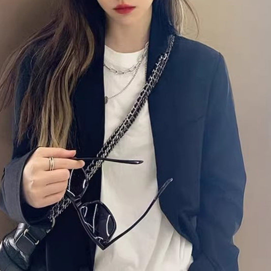 Damen Eleganter Kurzblazer mit subtiler Struktur Nord Taschen