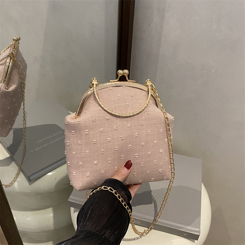 Damenhandtasche mit elegantem Kettenhenkel und strukturiertem Obermaterial Nord Taschen
