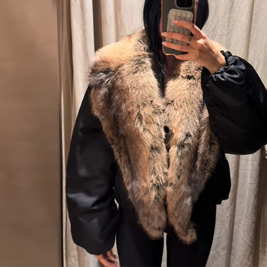 Damen Oversize-Bomberjacke mit voluminösem Fellkragen und Satinärmeln Nord Taschen