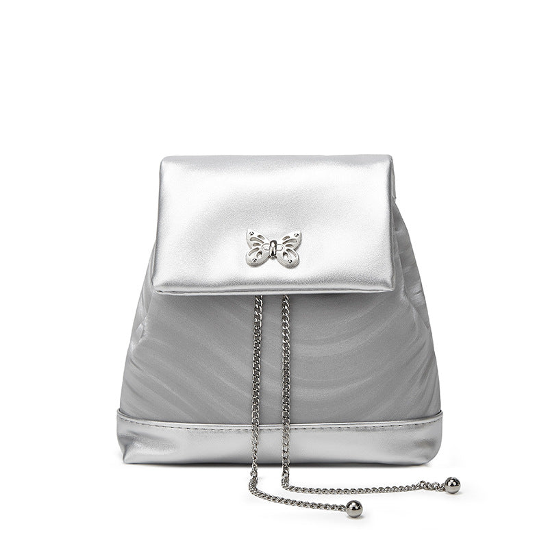 Damen Hobo-Tasche mit elegantem Schmetterlingsmotiv und geschmeidiger Oberfläche Nord Taschen