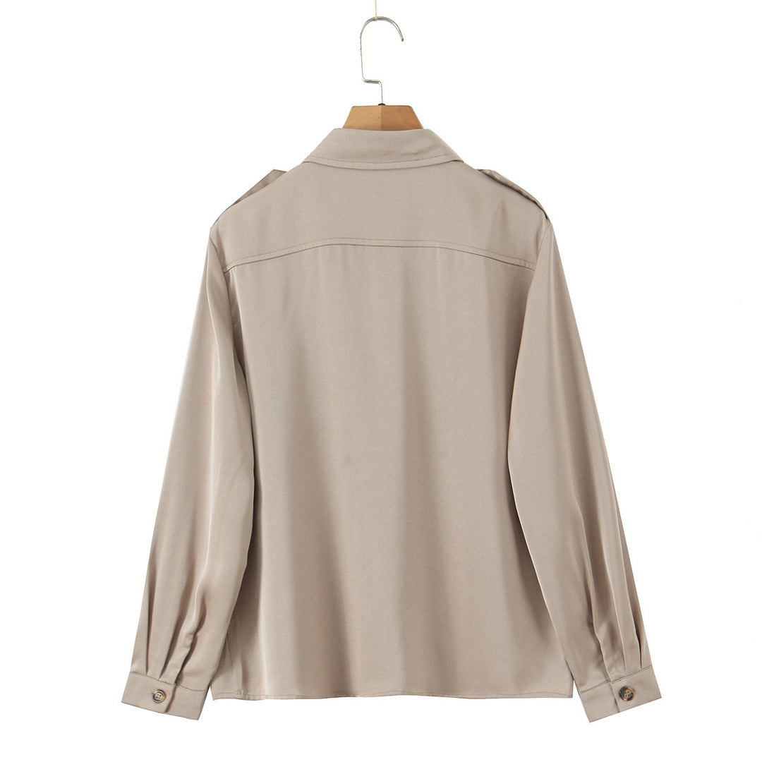 Damen Oversize-Hemdbluse mit aufgesetzten Brusttaschen und Schulterklappen Nord Taschen
