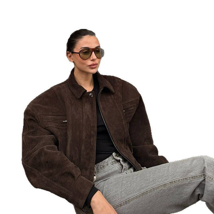 Damen Kurzer Veloursleder-Bomber mit elastischer Taillierung und überschnittener Schulter Nord Taschen