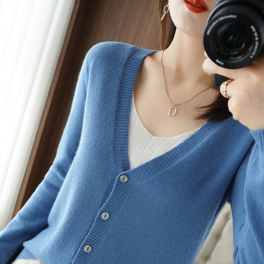 Damen Leichter V‑Ausschnitt-Cardigan aus Kaschmir‑Mix mit feiner Rippkante Nord Taschen