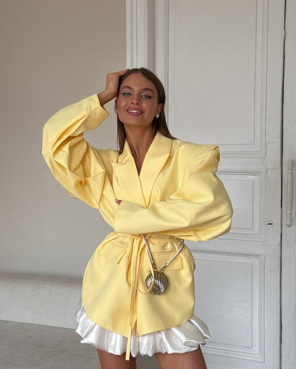 Damen Oversized Blazerjacke mit Taillengürtel und Ballonärmeln Nord Taschen