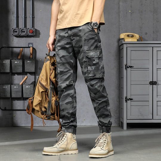 Herren Camouflage‑Cargo‑Jogginghose im Military‑Look mit Mehrfachtaschen und elastischem Knöchelabschluss Nord Taschen
