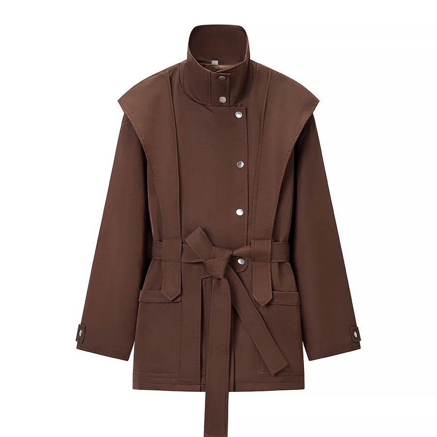 Damen Taillierte Übergangsjacke mit Stehkragen, Schultercape und Bindegürtel Nord Taschen