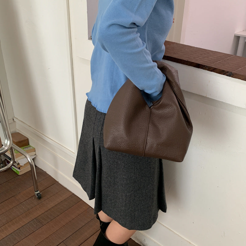 Damen moderne Hobo-Tasche mit innovativem Knoten-Design Nord Taschen