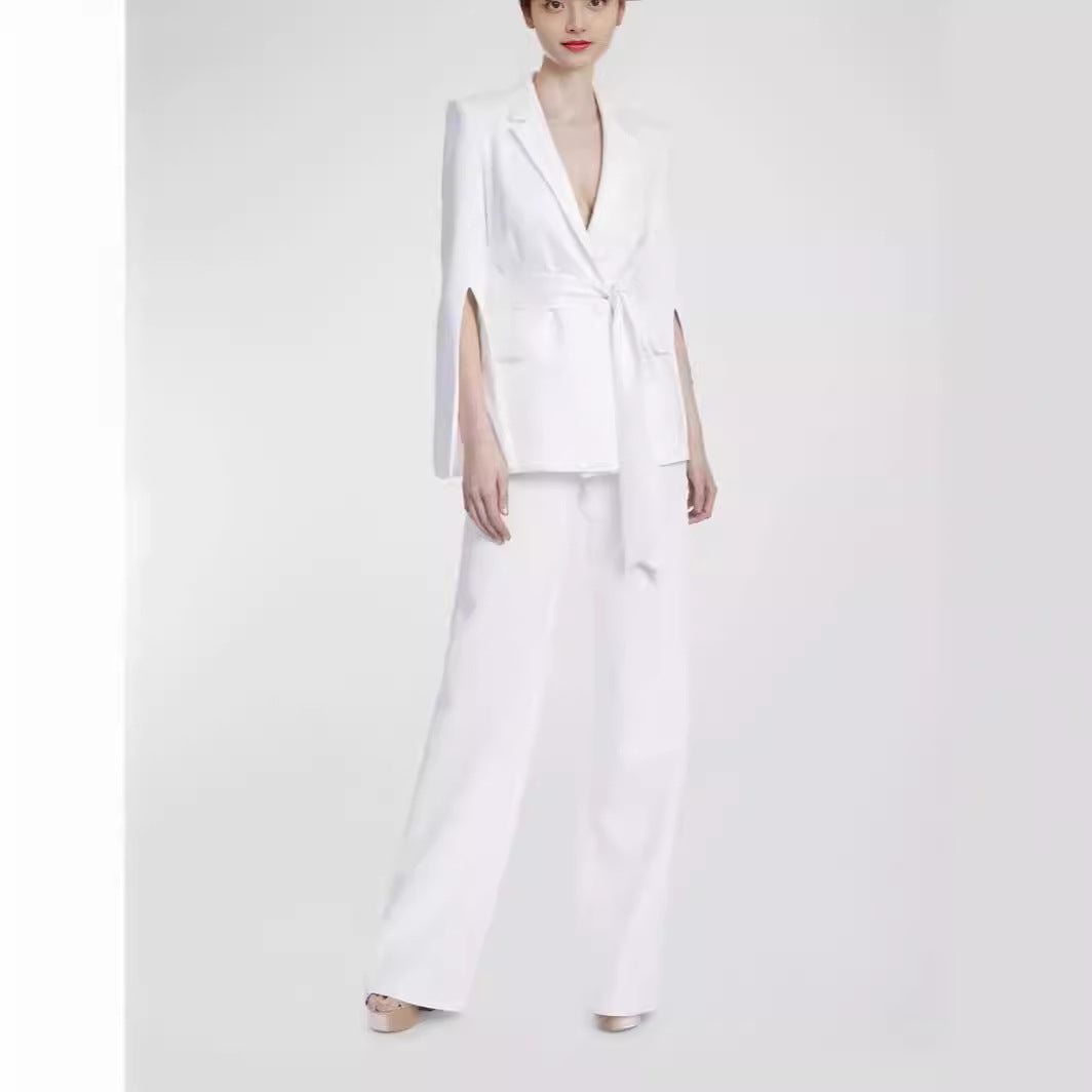 Damen Taillierter Cape-Blazer mit Bindegürtel und weiten Palazzohosen Nord Taschen