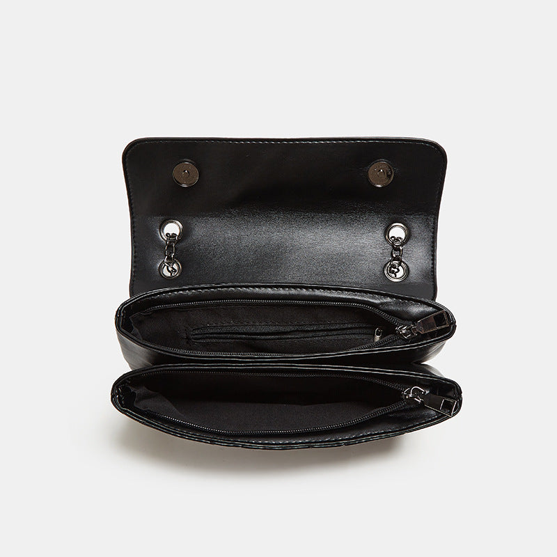Damen Clutch-Tasche mit elegantem Steppmuster und modischem Kettenhenkel Nord Taschen