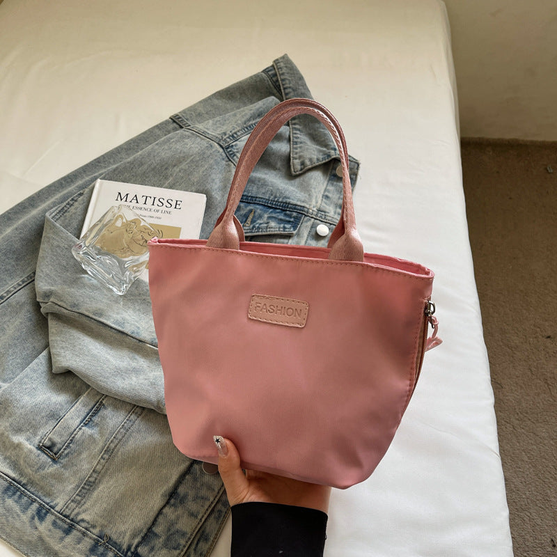 Damen Schultertasche mit minimalistischem Design und praktischem Innenfach Nord Taschen