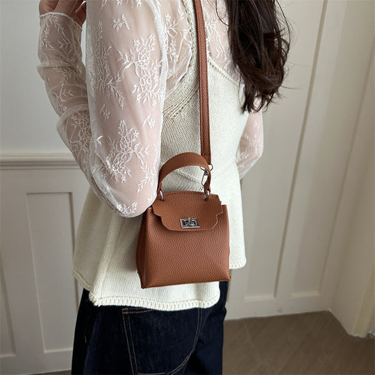 Damen Handtasche mit strukturiertem Design und abnehmbarem Schulterriemen Nord Taschen