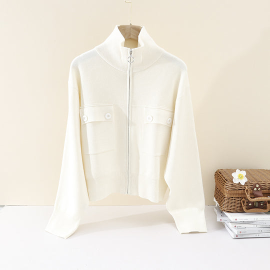 Damen Kurze strukturierte Strickjacke mit Stehkragen, Metallreißverschluss & Brusttaschen Nord Taschen