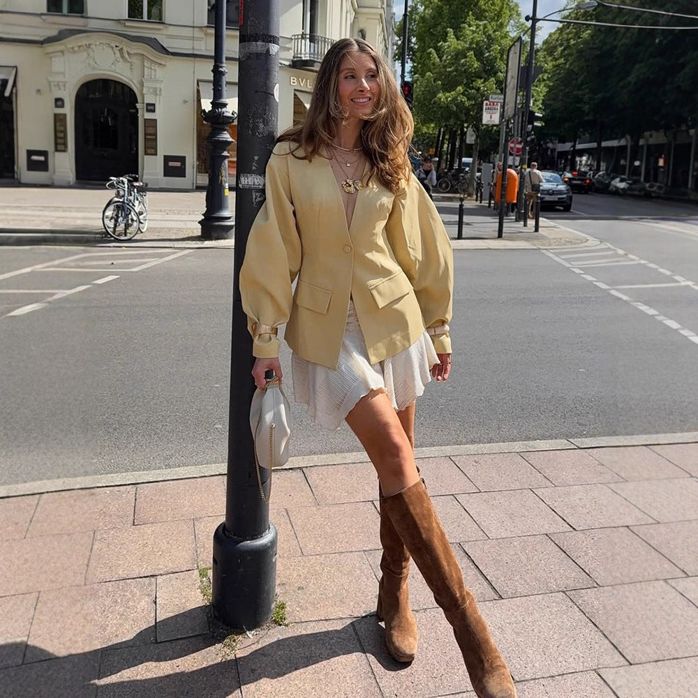 Damen Langblazer im Boxy‑Cut mit skulpturiertem V‑Ausschnitt und voluminösen Ballonärmeln Nord Taschen