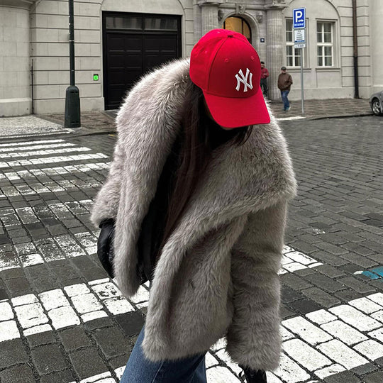 Damen Kurze Kunstpelzjacke im Bolero‑Stil mit extraweichem Schalkragen Nord Taschen