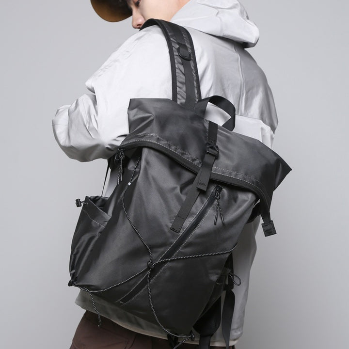Damen Rolltop Rucksack mit praktischen Kompressionsriemen Nord Taschen