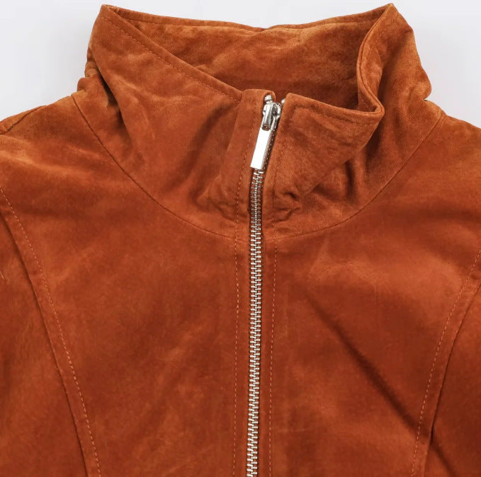 Damen Cropped-Veloursjacke im minimalistischen Design mit Stehkragen, Ziernähten und Reißverschlusstaschen Nord Taschen
