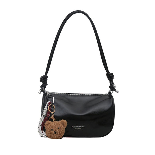 Damen Handtasche aus glänzendem Kunstleder mit abnehmbarem Anhänger Nord Taschen